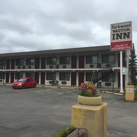 Parkwood Motor Inn Sundre Экстерьер фото