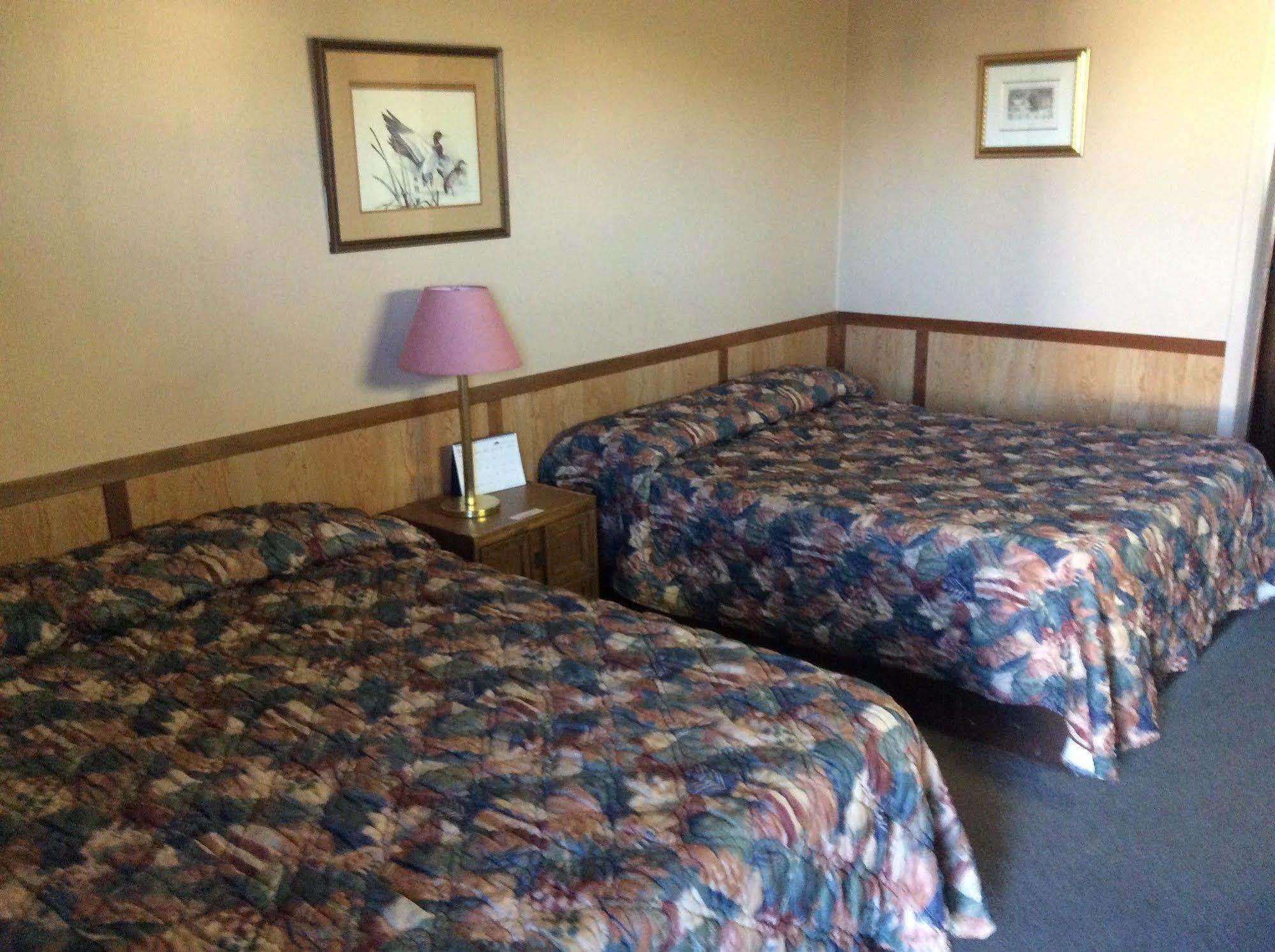Parkwood Motor Inn Sundre Экстерьер фото